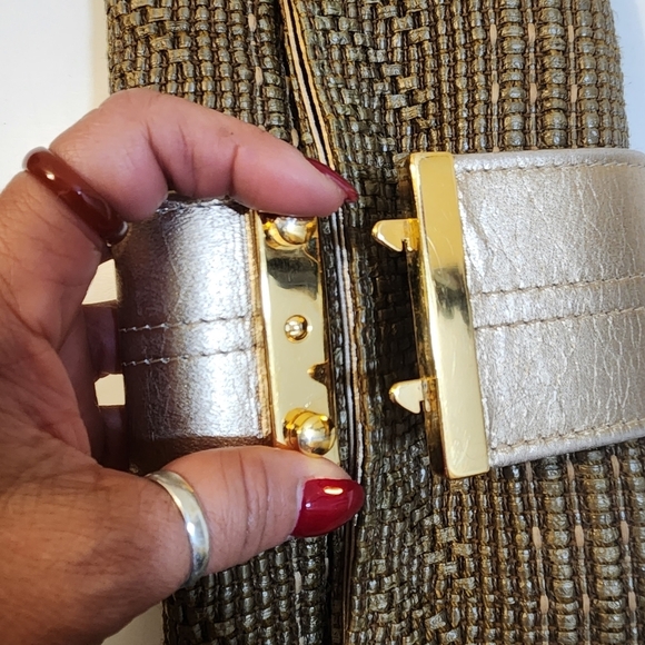 Joanna Maxham Nite Cap khaki raffia clutch bag - Picture 2 of 11